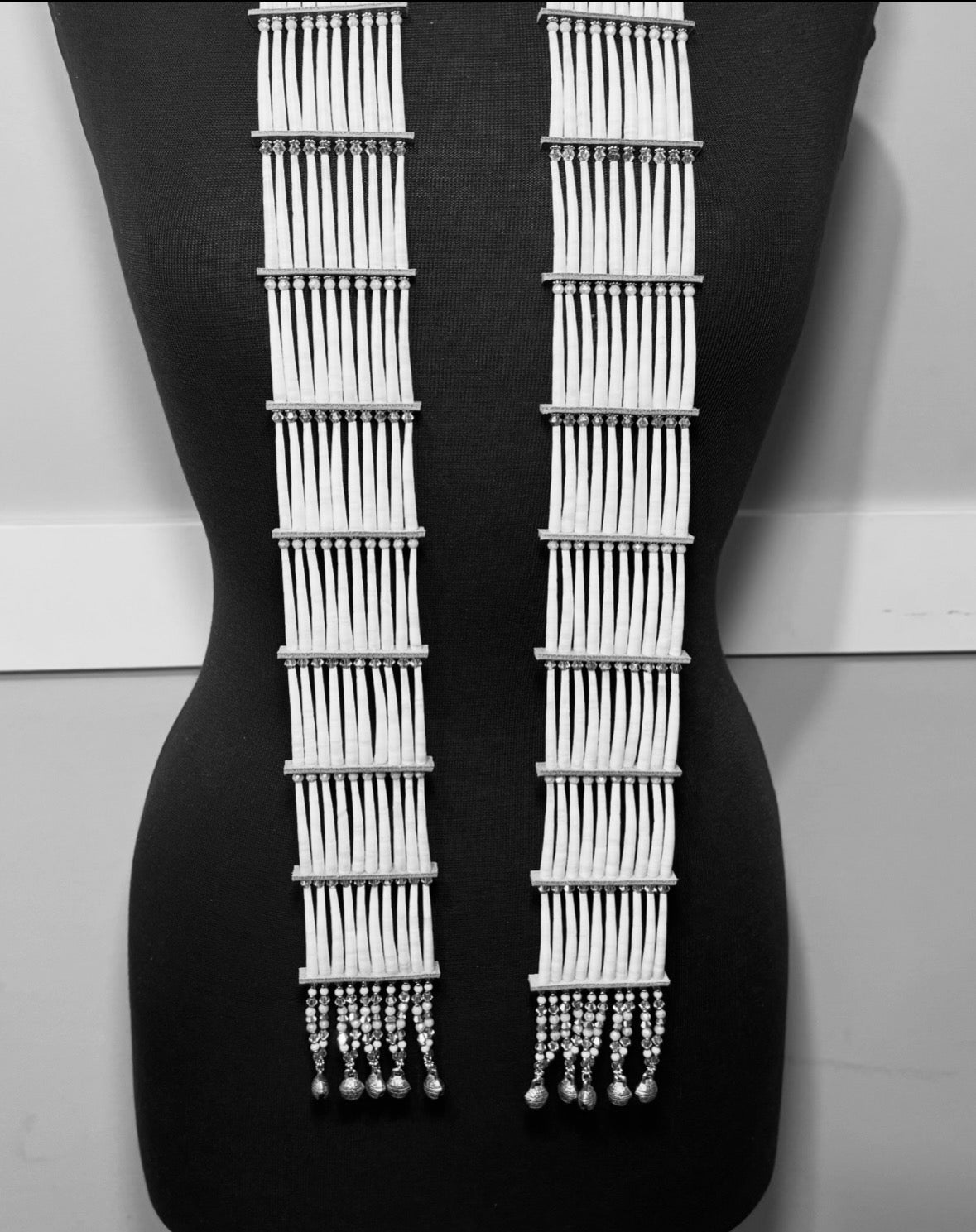 A.L 🖤♥️✨ Custom 8 row Dentalium Hair Ties