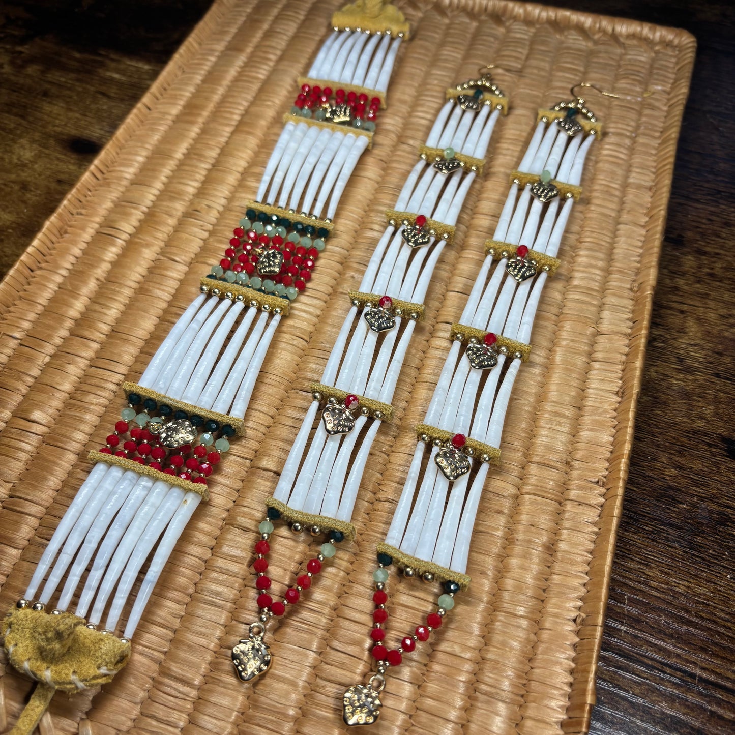 🍓 Strawberry Sovereignty — Dentalium Choker & Earring Set.